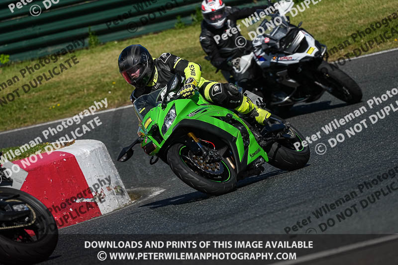 enduro digital images;event digital images;eventdigitalimages;mallory park;mallory park photographs;mallory park trackday;mallory park trackday photographs;no limits trackdays;peter wileman photography;racing digital images;trackday digital images;trackday photos